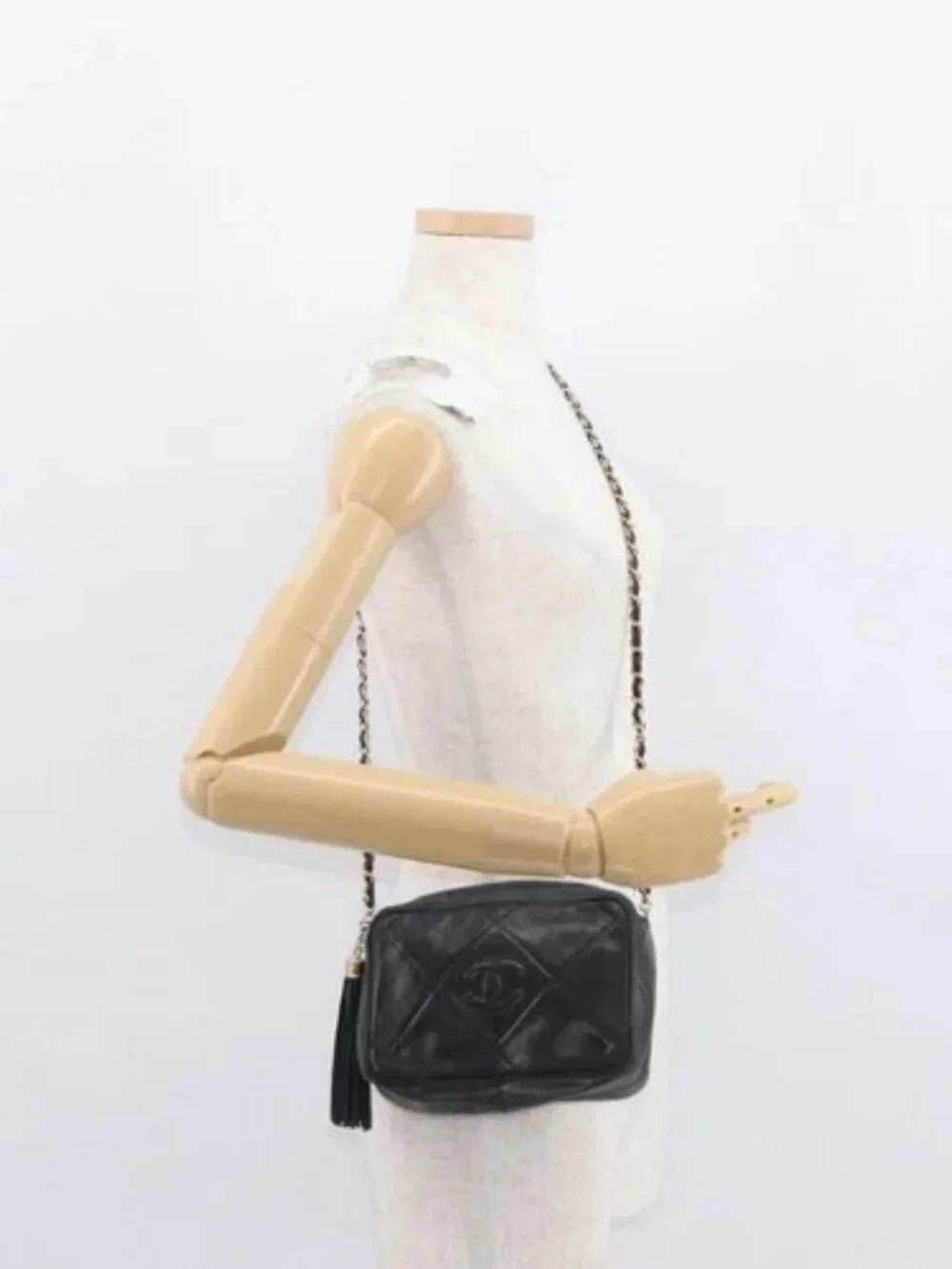 CHANEL Matelasse Chain Shoulder Bag Lamb Skin Black Gold CC Auth BA8251